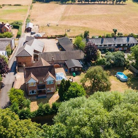 Redbrook Farm Bnb - Gateway To The New Forest Фордингбридж Экстерьер фото