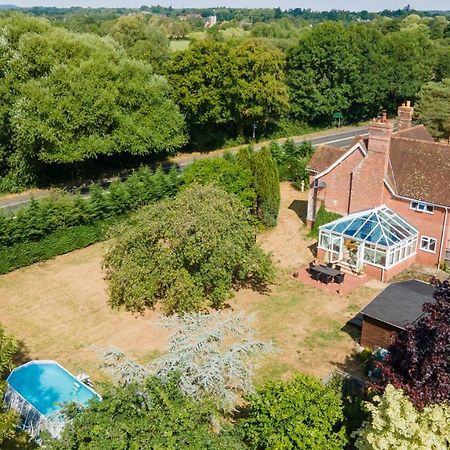 Redbrook Farm Bnb - Gateway To The New Forest Фордингбридж Экстерьер фото