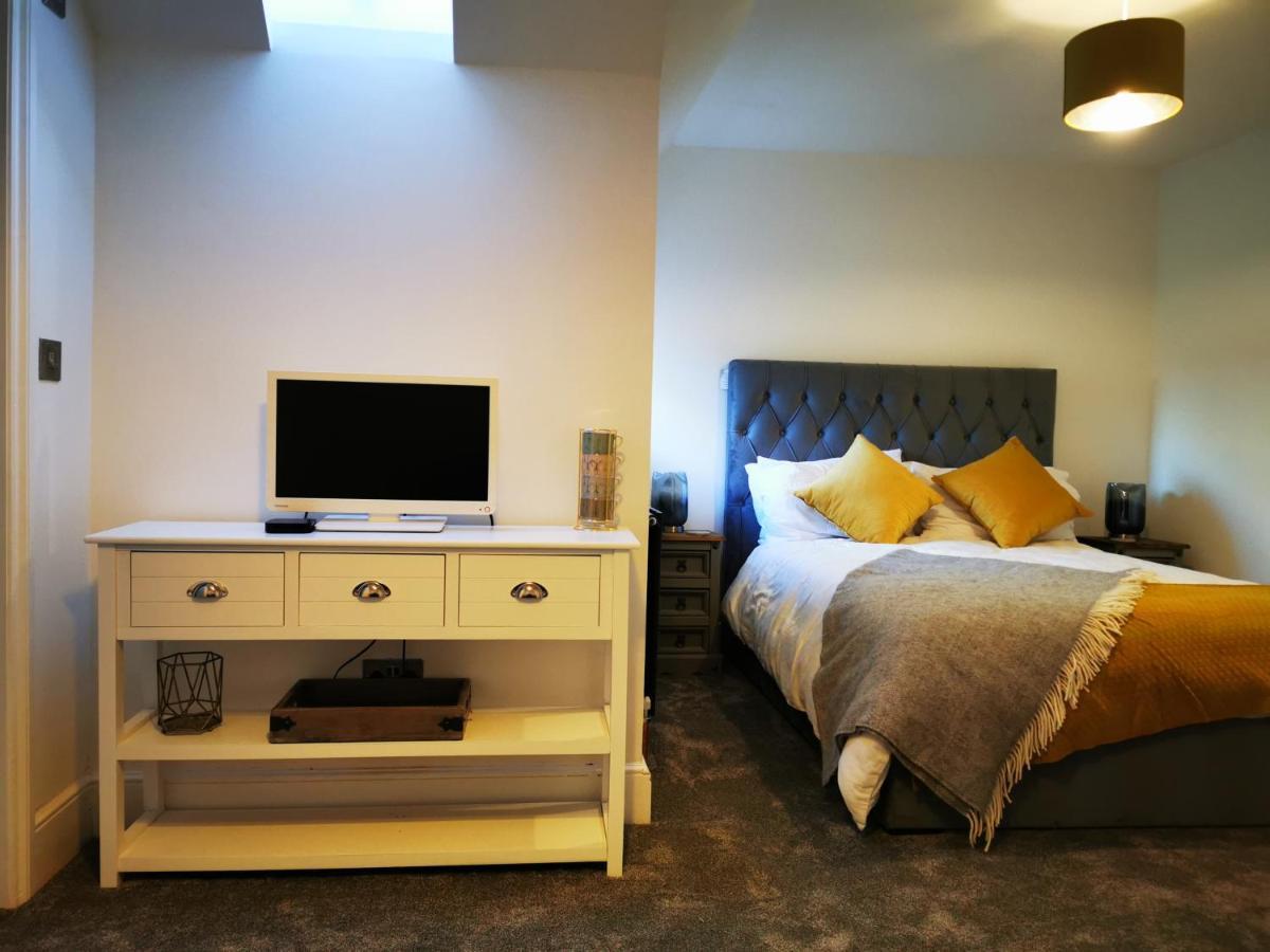 Redbrook Farm Bnb - Gateway To The New Forest Фордингбридж Экстерьер фото